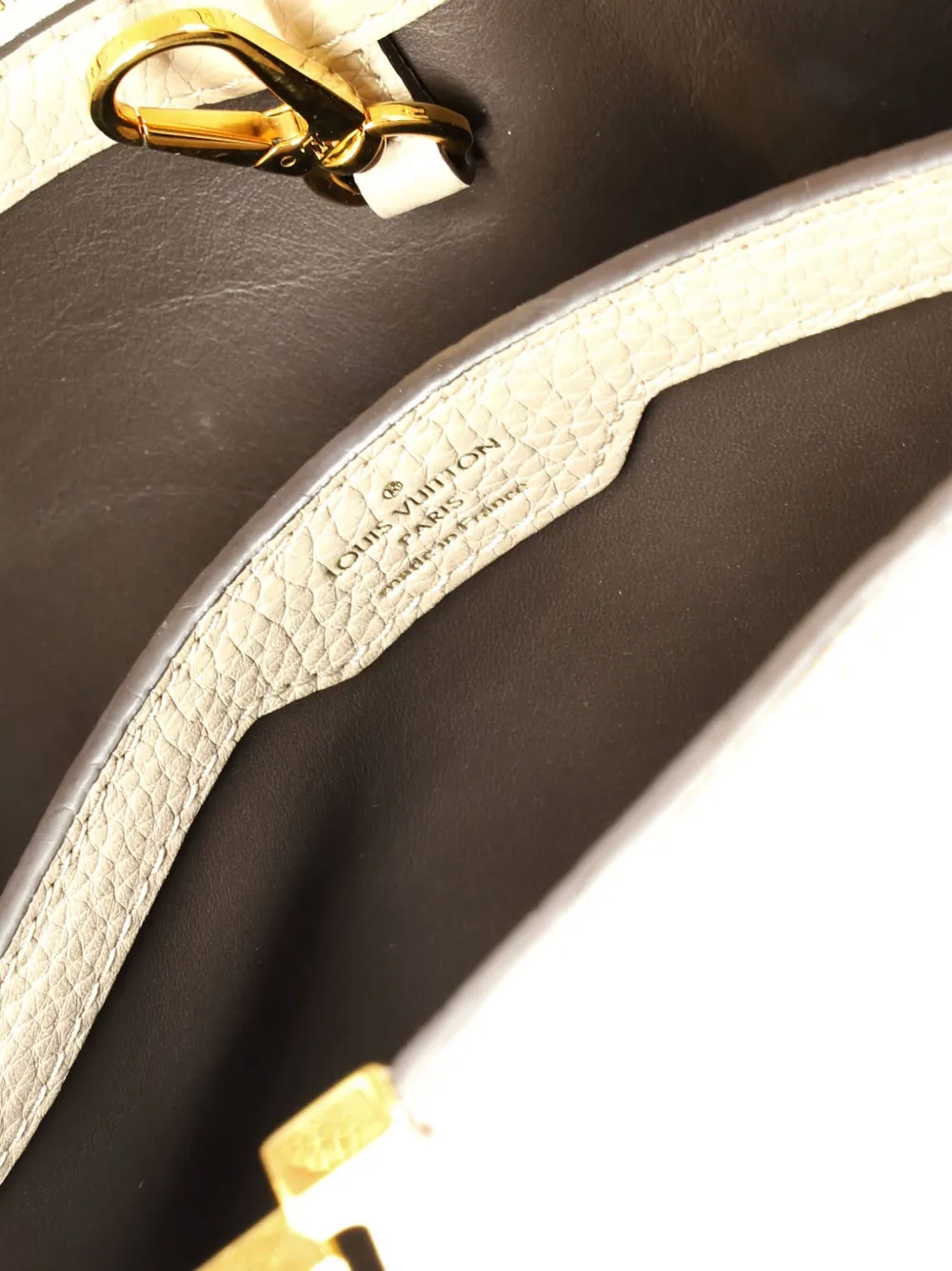 Pre-owned Louis Vuitton Capucines Bag Leather Pm Satchel In Neutral