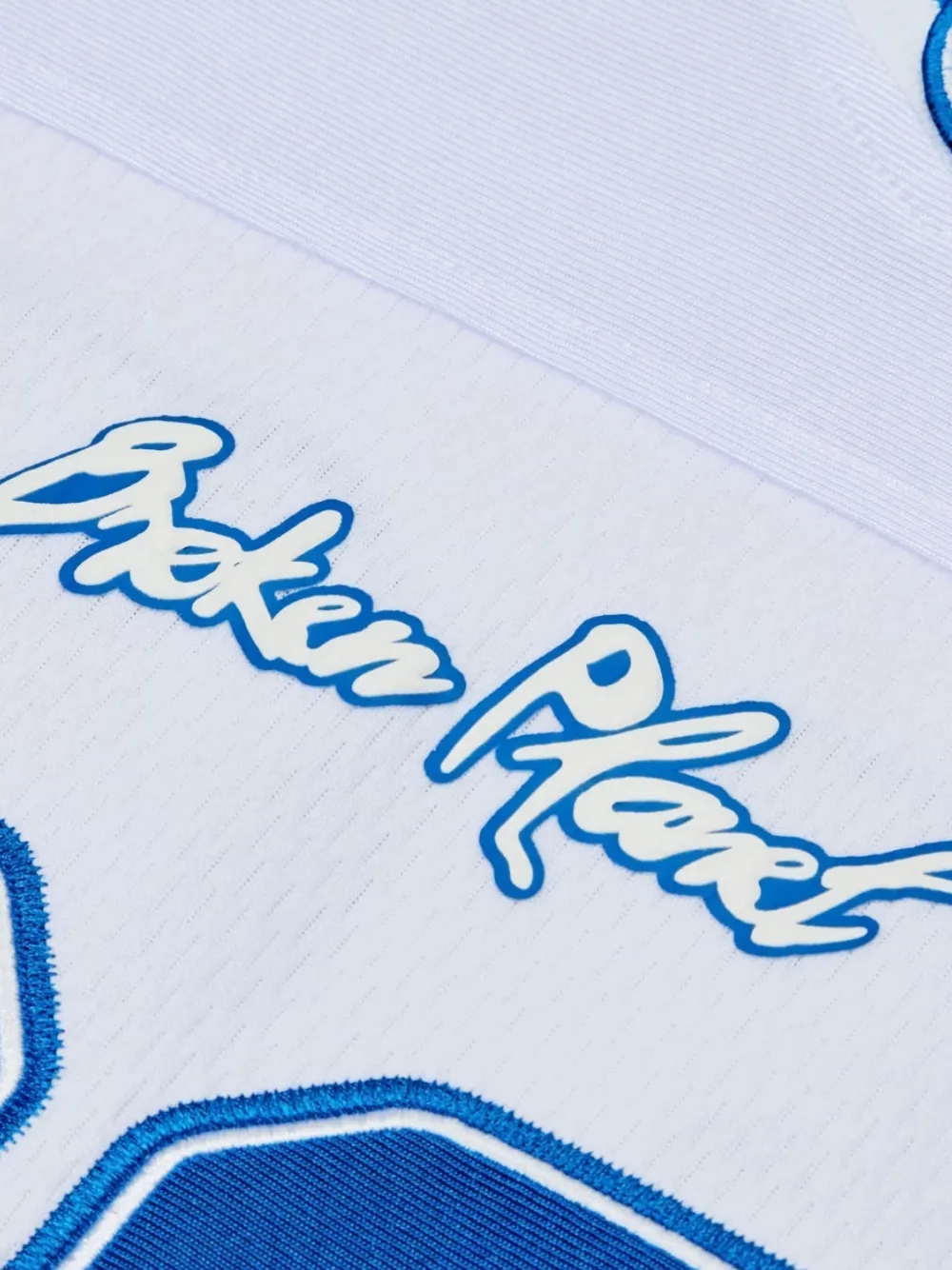 Broken Planet Short-sleeve V-neck T-shirt In White