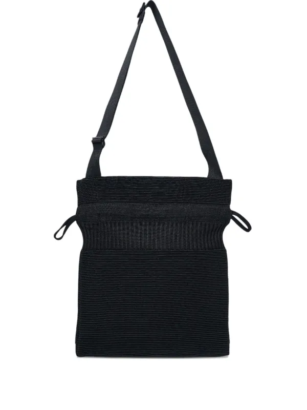 cfcl バック　STRATA SHOULDER BAG ブラック 32580646_62789684_600.jpg