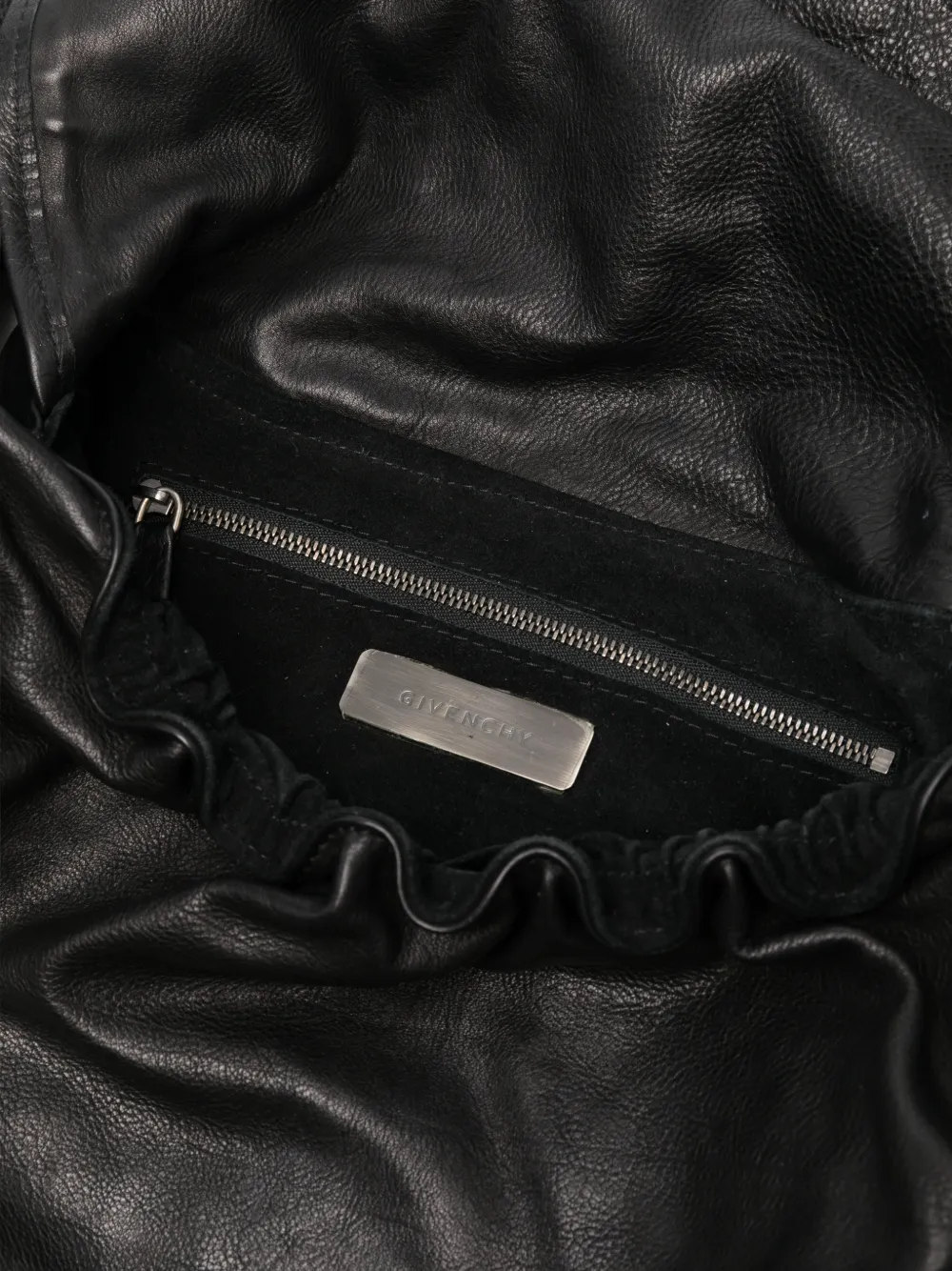 Pre-owned Givenchy 2010s Chain Shoulder Bag In Black