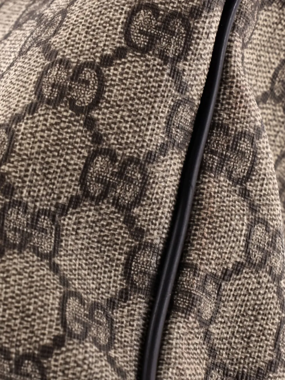 Pre-owned Gucci Zip Top Messenger Bag Gg Coated Canvas Large Crossbody Bag In Neutral