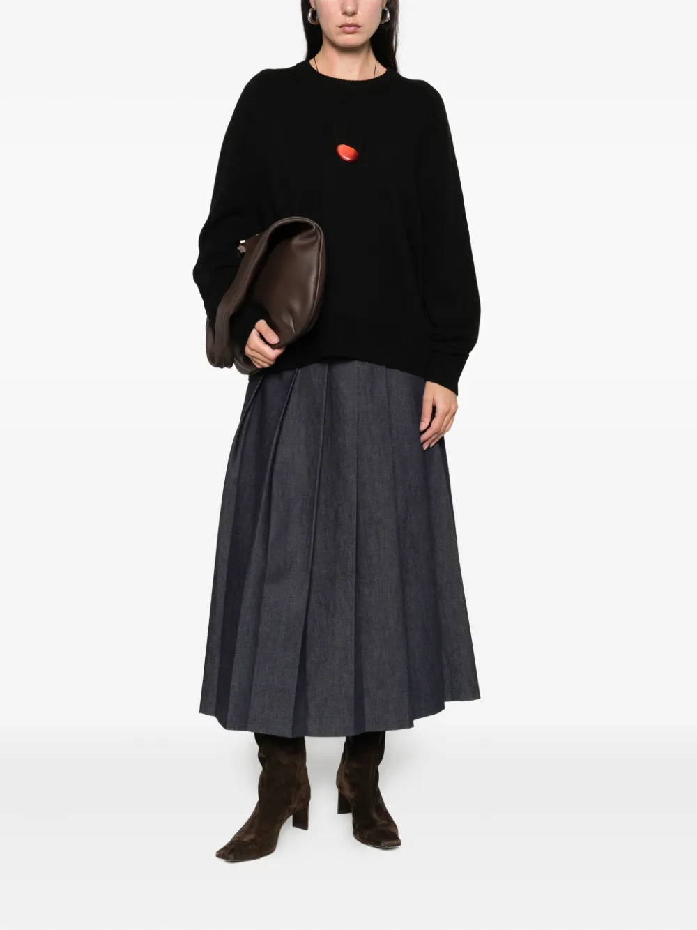 Soft Goat Boyfiend Crew-neck Knitwear In Black