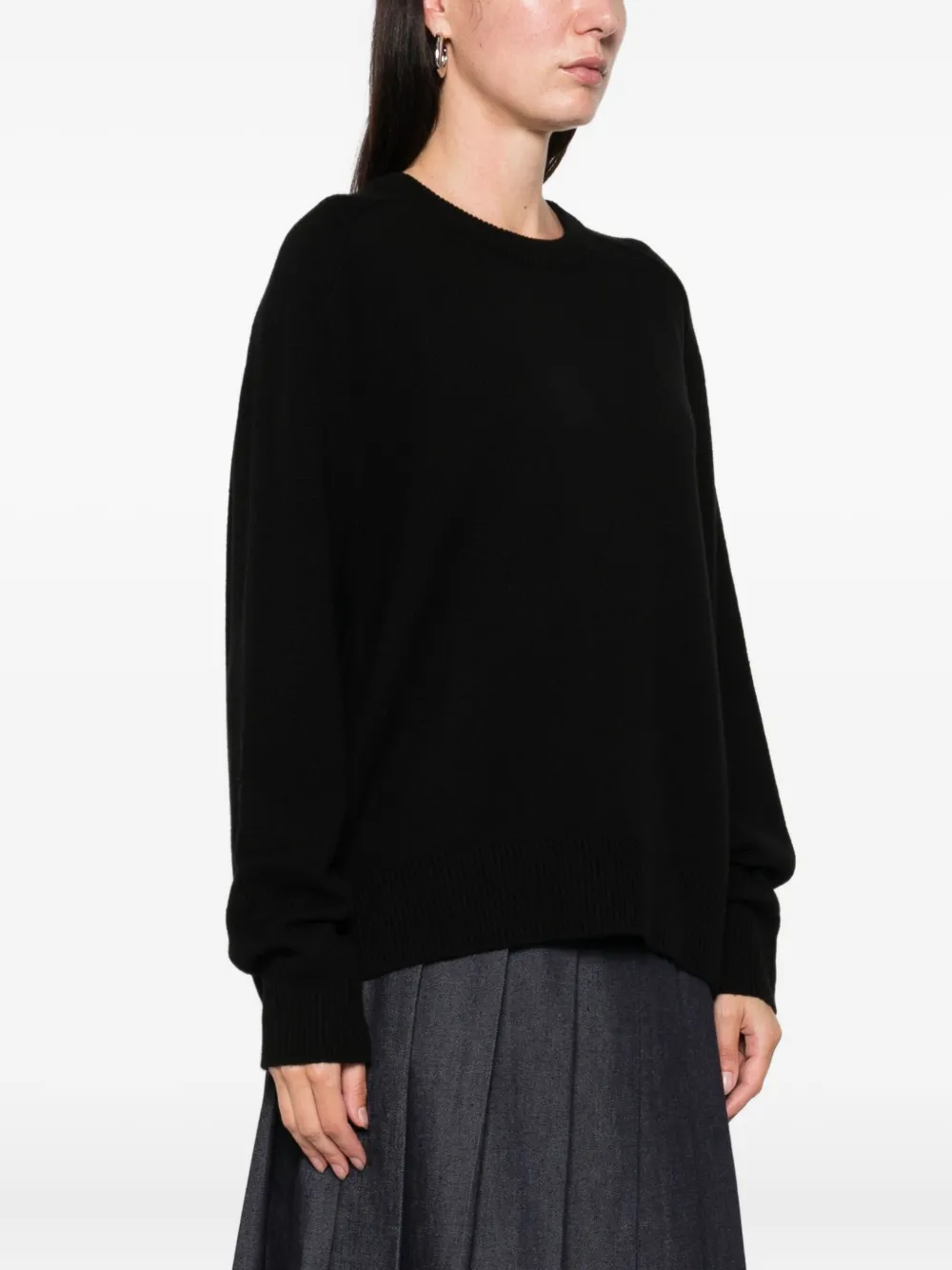 Soft Goat Boyfiend Crew-neck Knitwear In Black