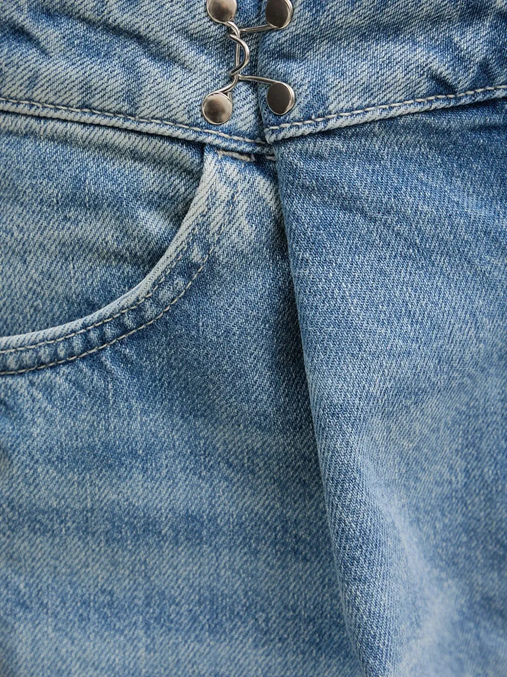 Guess Usa Pleated Wide-leg Jeans In Blue