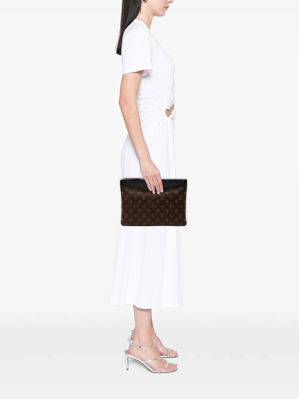 Louis Vuitton Pre-Owned pochette monogrammée Daily (2019) | Pre-owned | Image 2