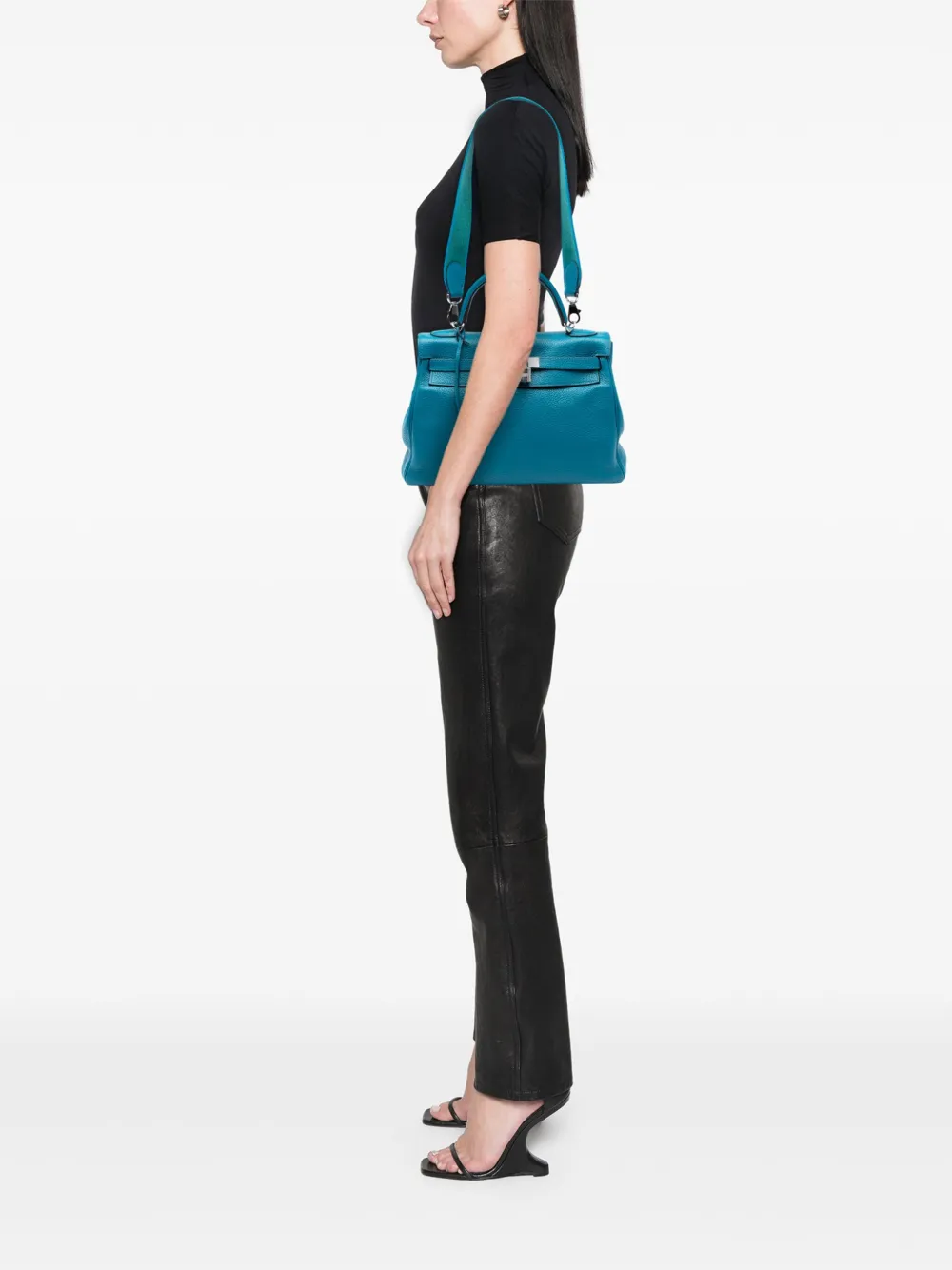 Pre-owned Hermes 2013 Togo Amazon Kelly Ii Retourne 32 Satchel In Blue