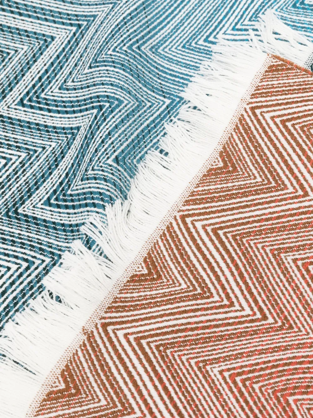 Missoni Chevron-pattern Fringed Blanket (130 X 190) In Blue