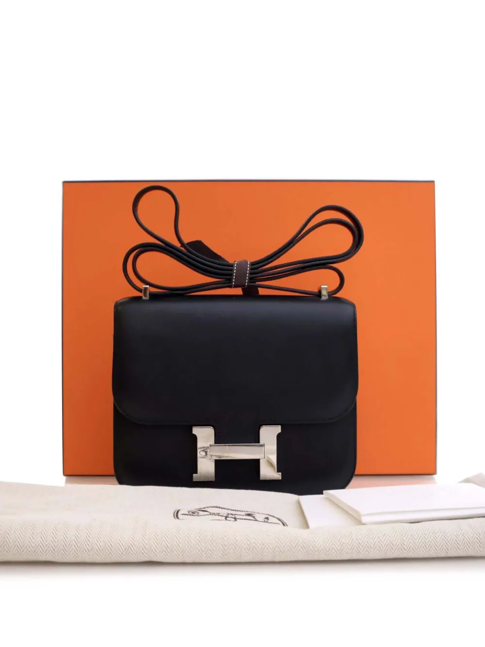 Hermès Pre-Owned 2017 Mini Swift Marble Constance 18 crossbody bag | Pre-Owned | Image 2