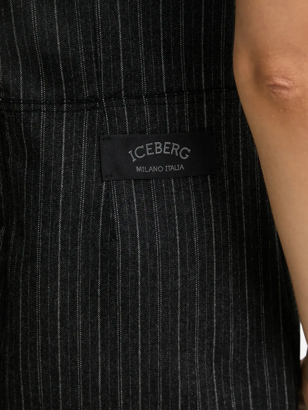 Iceberg Gestreepte mini-jurk met V-hals Grijs