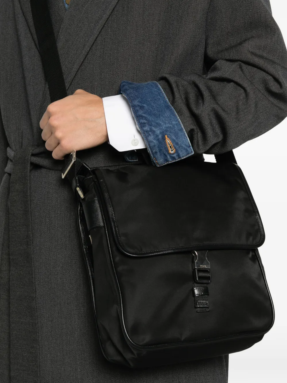 Prada Pre-Owned mochila tipo mensajero con hebilla 2010 | Hombre | Image 2