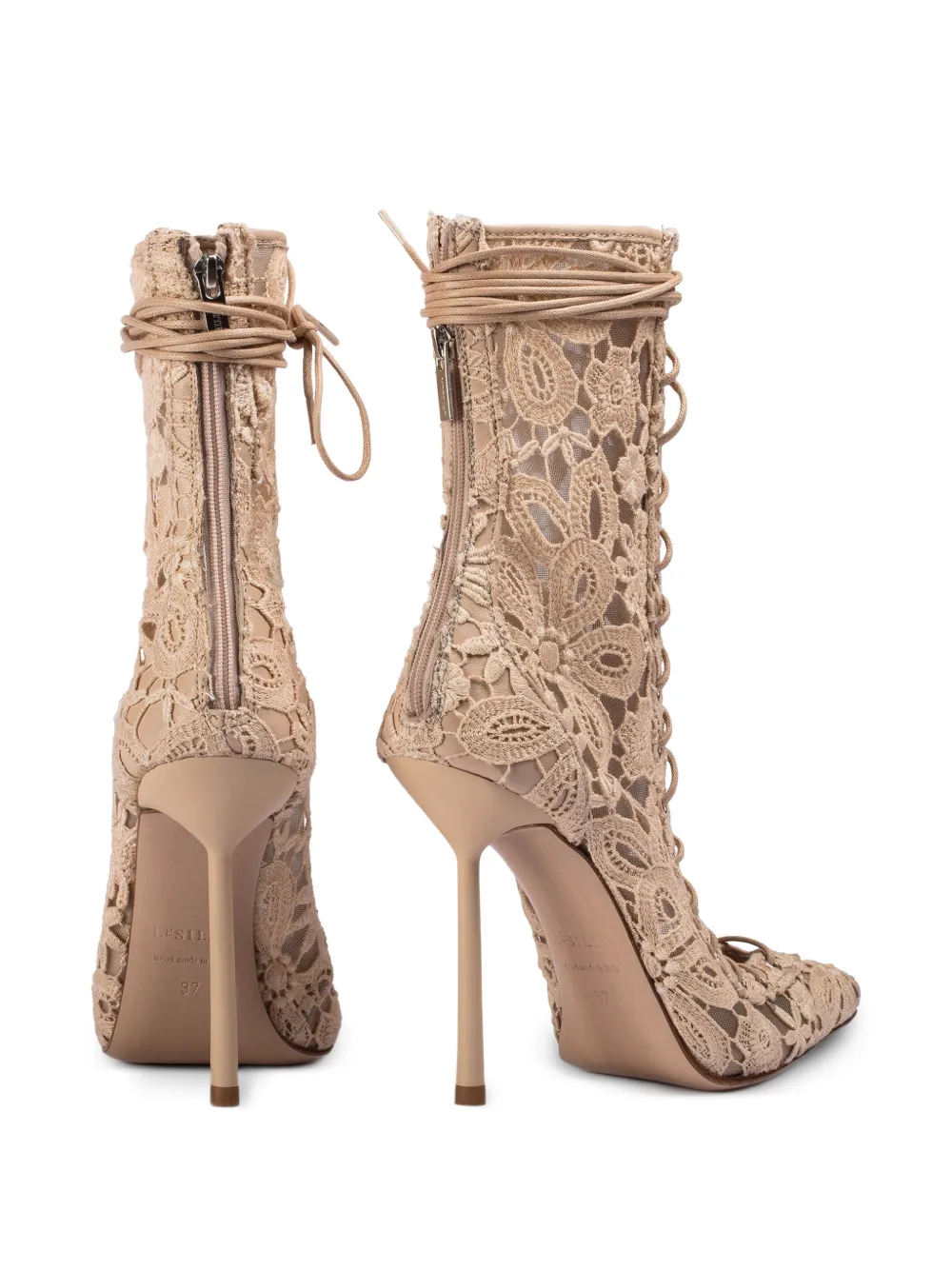 Le Silla Chantilly enkellaarzen met veters Beige