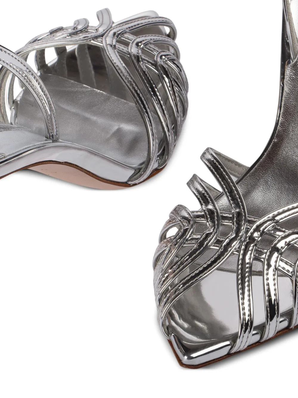 Le Silla Embrace sandalen met puntige neus Zilver