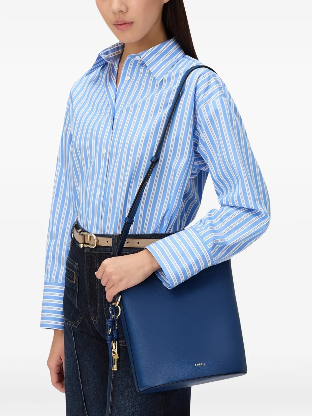 Furla Roxie kleine bucket-tas met bedel Blauw