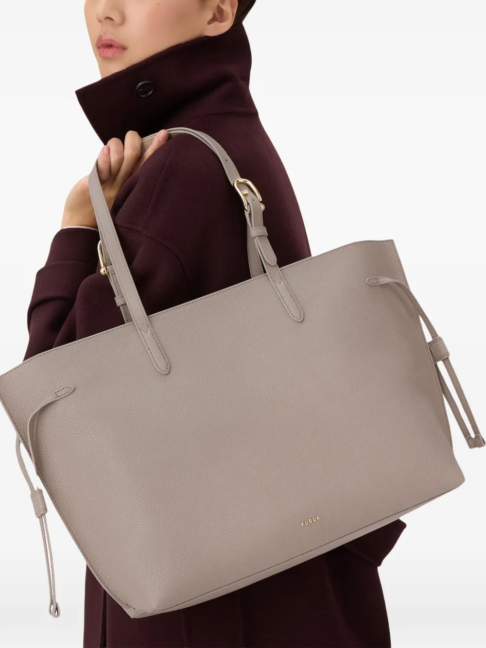 Furla Ava grote leren shopper Beige