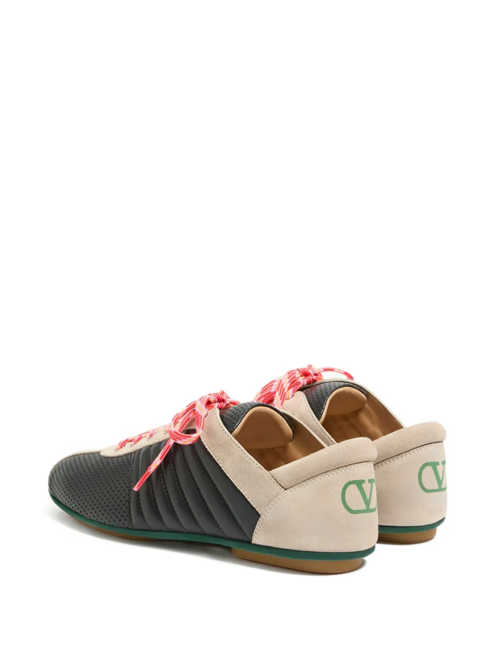 Valentino Garavani Strikie sneakers van geperforeerd nappa en suède Zwart
