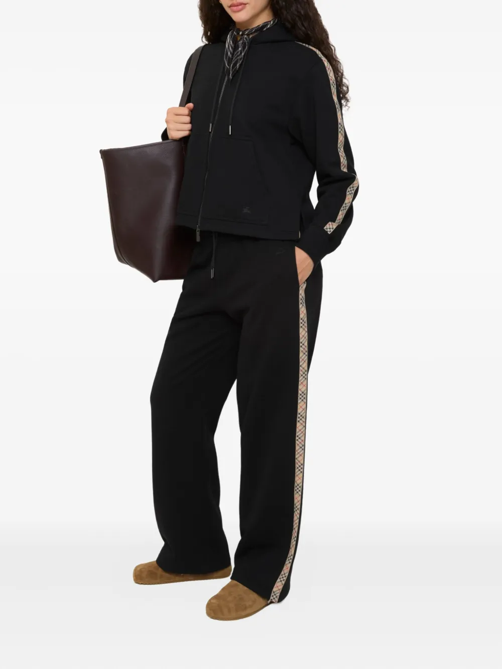 Burberry equestrian knight-design checked track pants - Zwart
