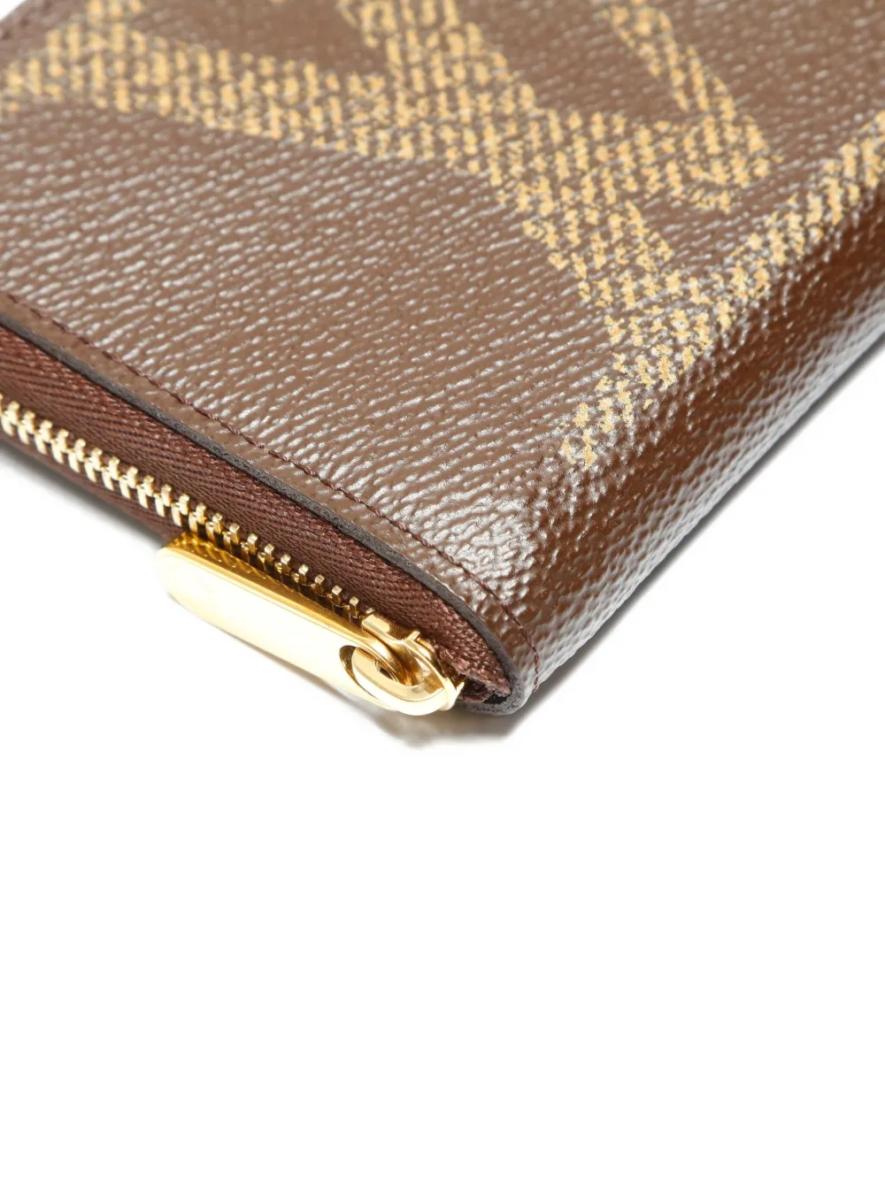 Pre-owned Louis Vuitton 2021-2025s Zippy Monogram Coin Wallet In Brown