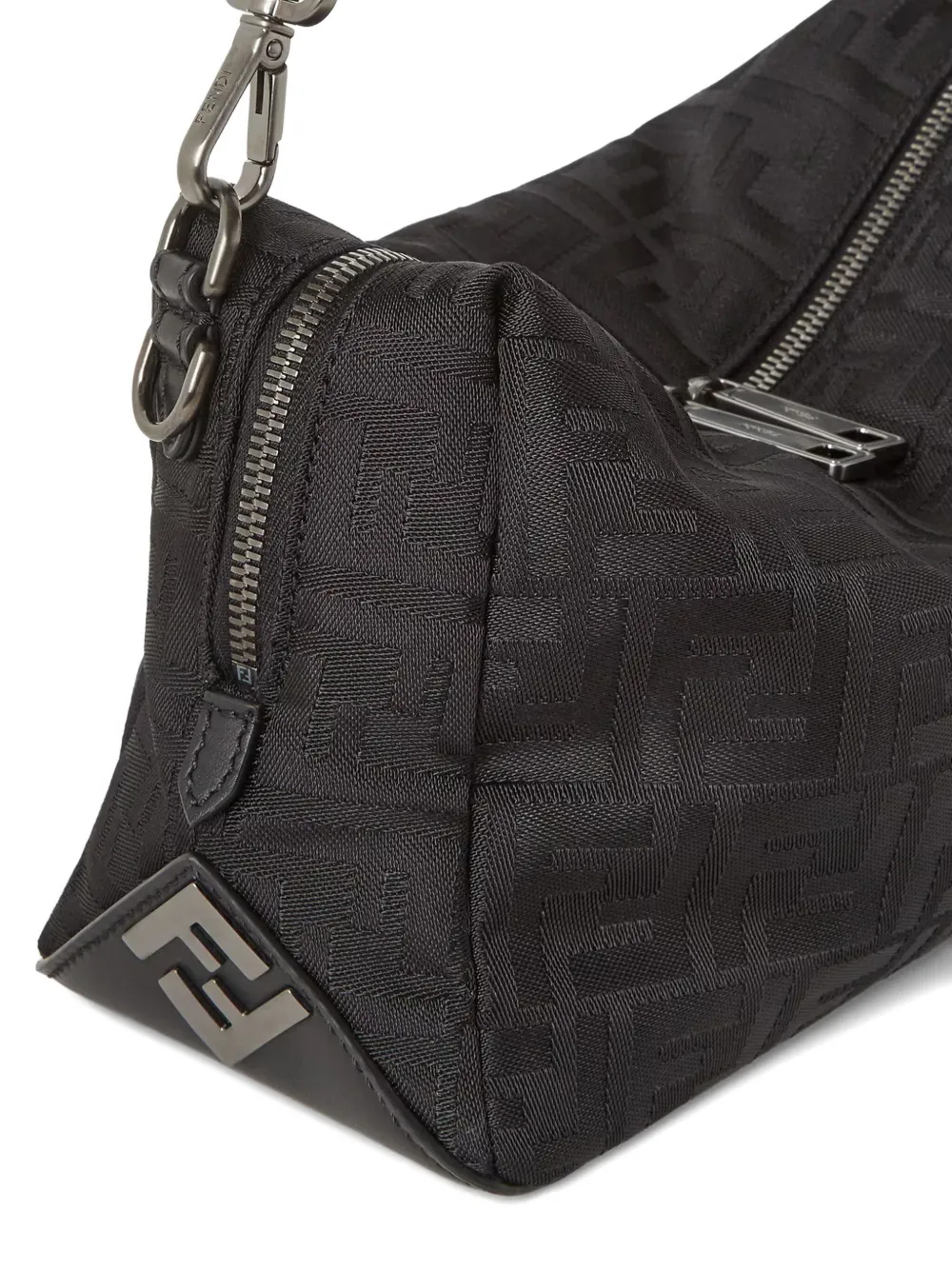 Fendi 7va672 Avc6 F0saj Nero In Black