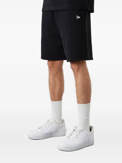 NEW ERA CAP shorts con detalle del logo