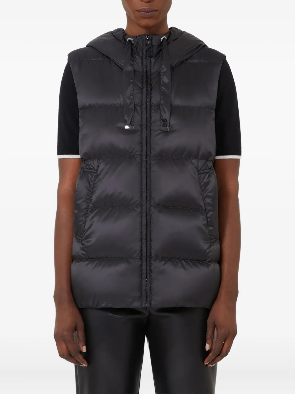 Max Mara Padded Gilet In Water-repellent Technical Fabric In Black