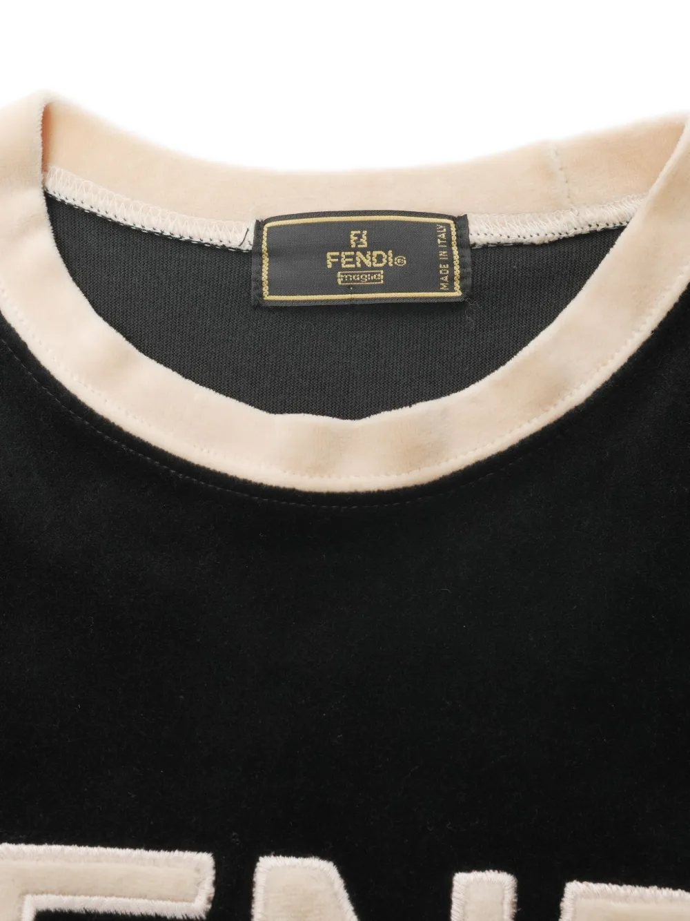 Pre-owned Fendi 1990-2000s Logo-detail Velvet T-shirt In Black