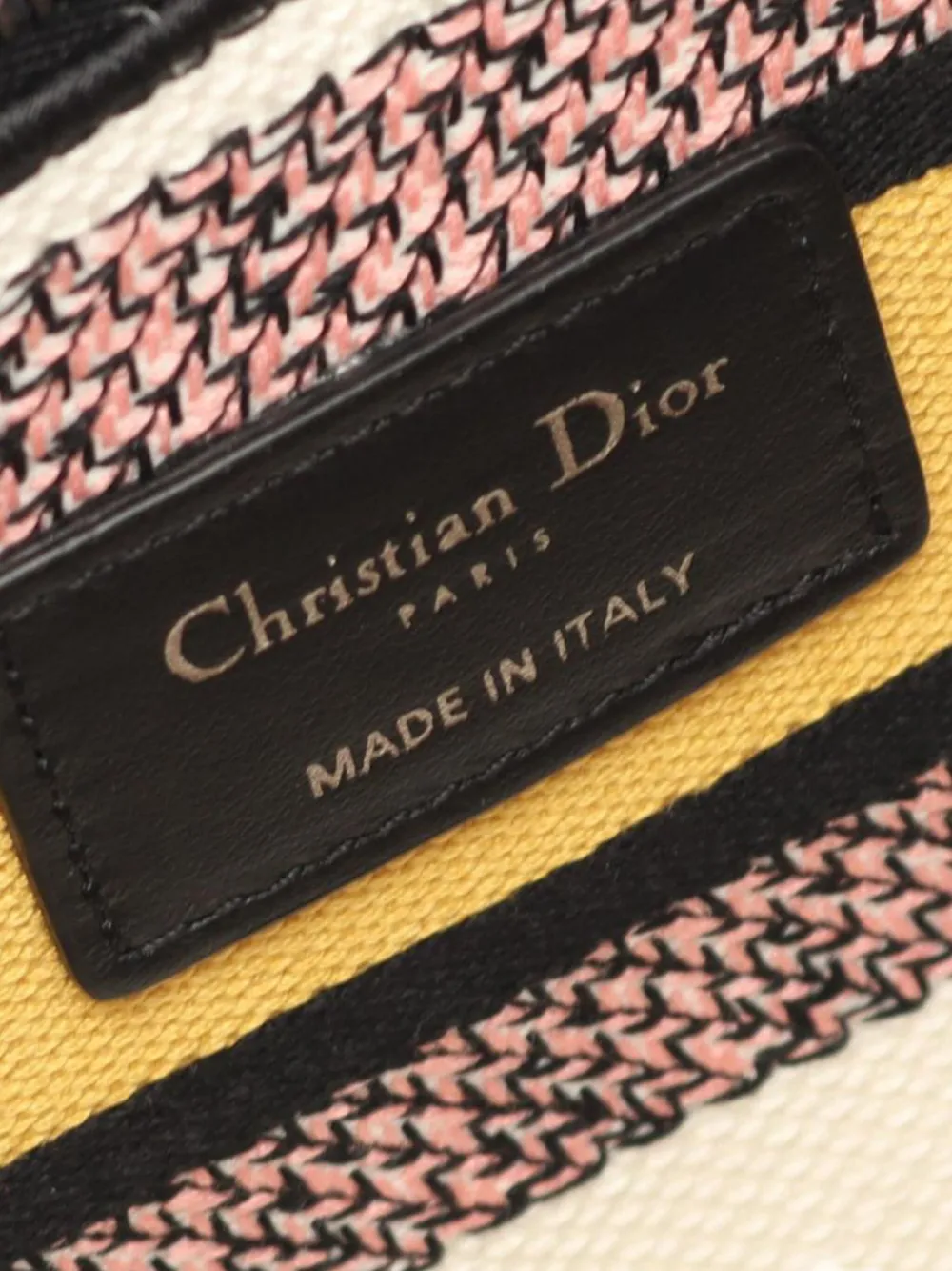 Pre-owned Dior 2021-2025 Medium Embroidered Canvas Ciel De Reve Lady D Lite Satchel In White