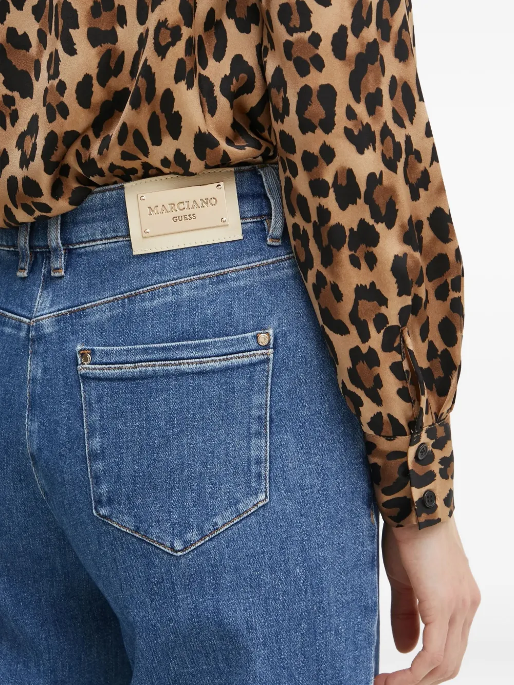 Guess Usa Logo-patch Jeans In Blue