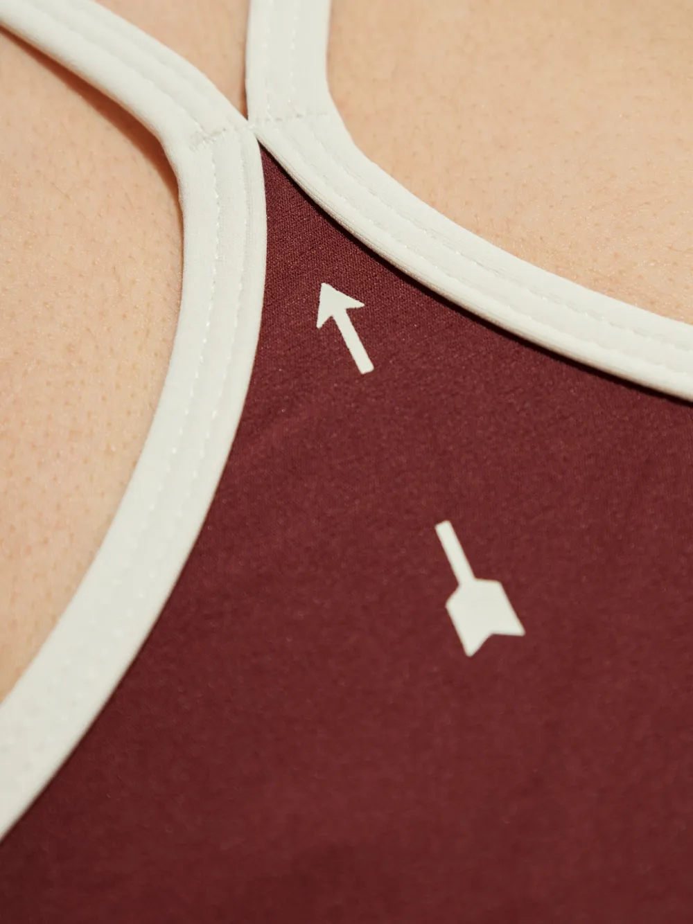 The Upside Samara sport-bh met contrasterende afwerking Bruin