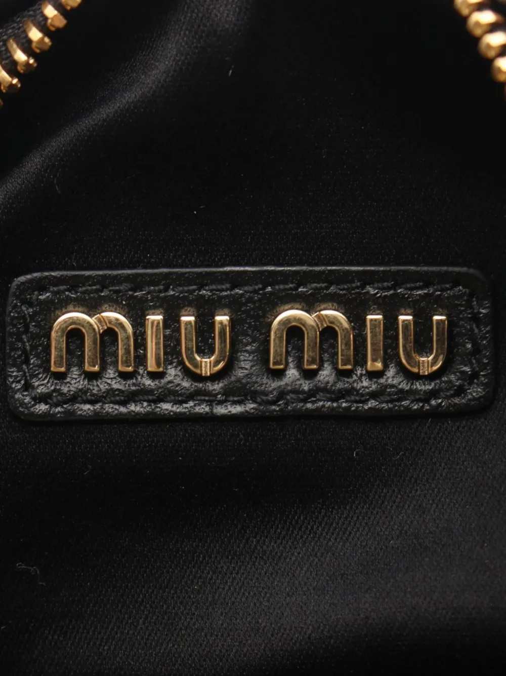 Miu Miu Pre-Owned 2010-2025 Leather Matelasse Wonder satchel | Pre-Owned | Image 2