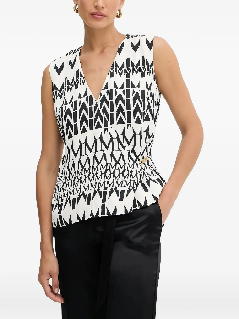 MARCIANO by GUESS geometric-print top | White | Image 1