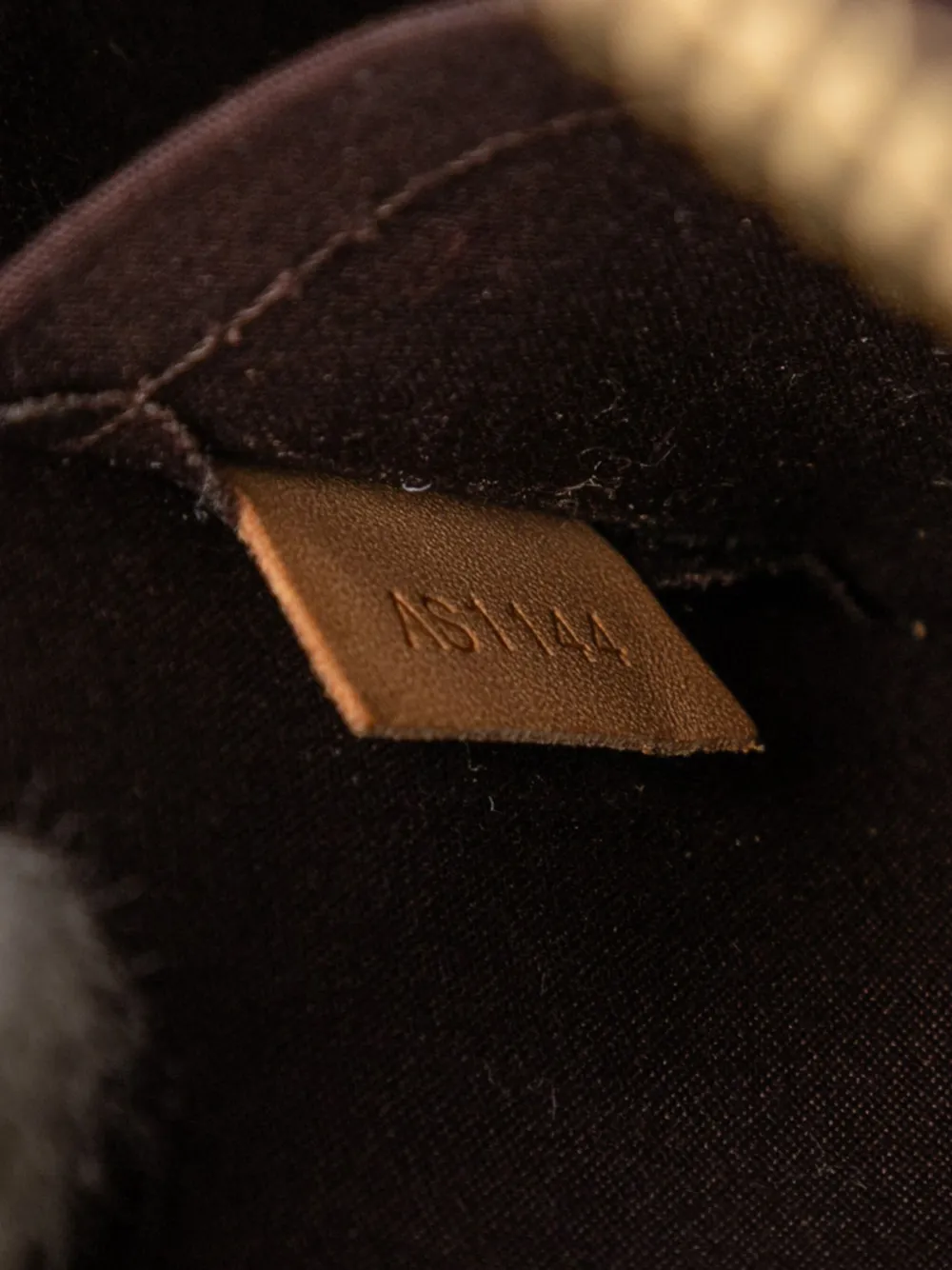 Pre-owned Louis Vuitton 2014 Monogram Vernis Alma Bb Satchel In Purple