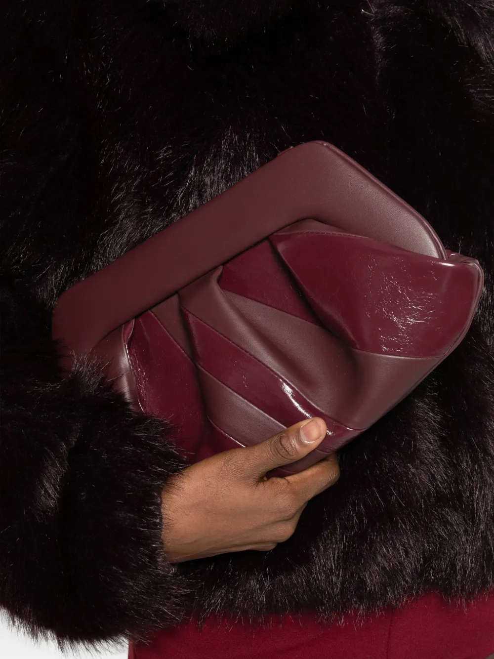 Themoirè Tia ruched clutch bag - Rood