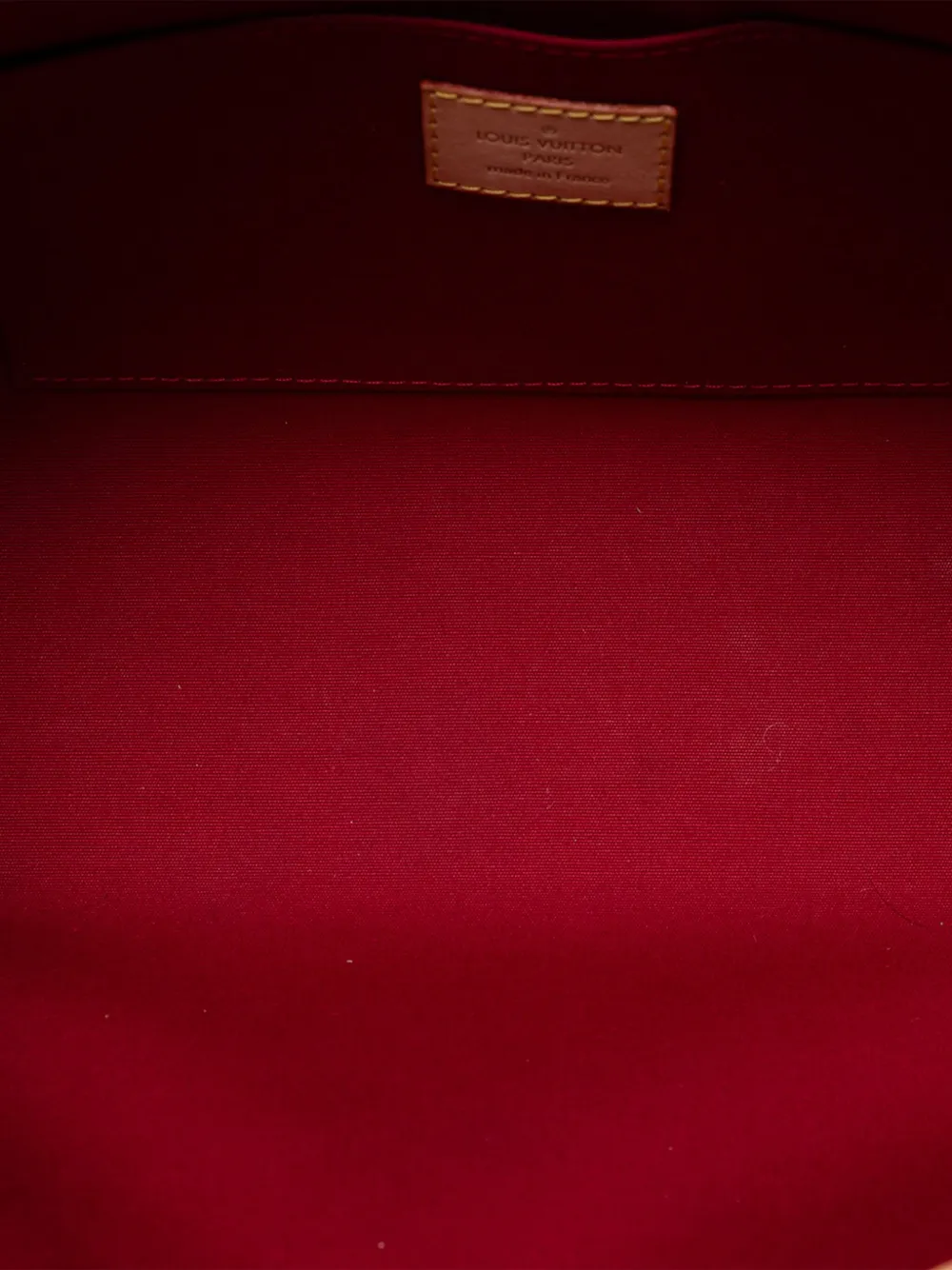 Pre-owned Louis Vuitton 2010 Monogram Vernis Roxbury Drive Satchel In Red