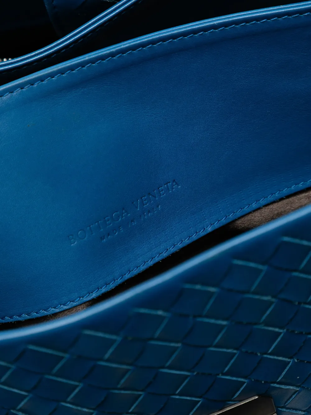 Pre-owned Bottega Veneta 2012-2025 Medium Nappa Intrecciato Roma Tote Bag In Blue