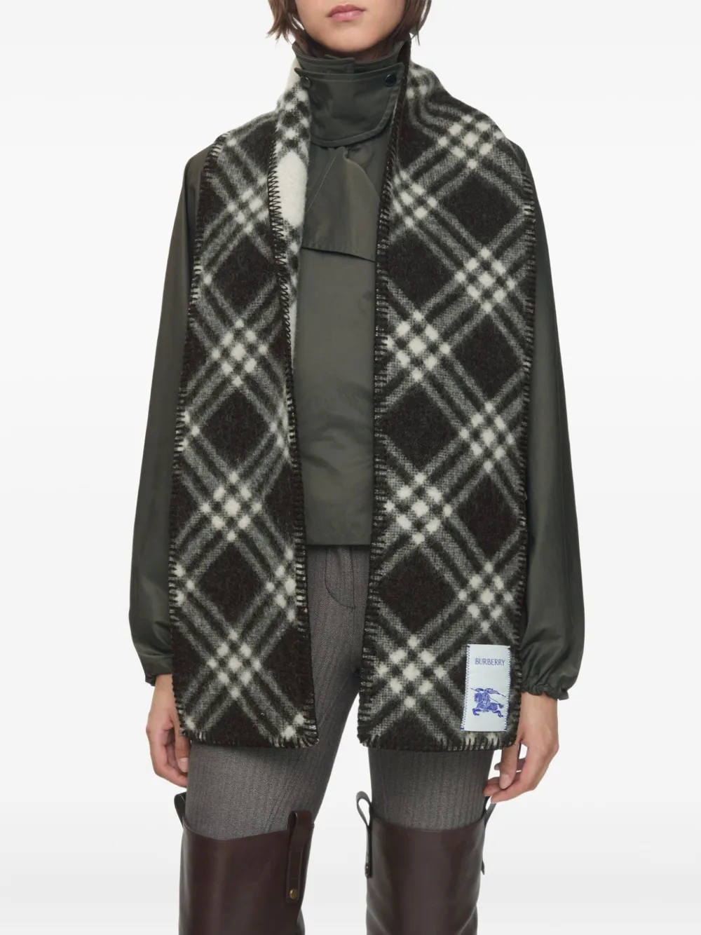 Burberry checked scarf | Men | Image 2