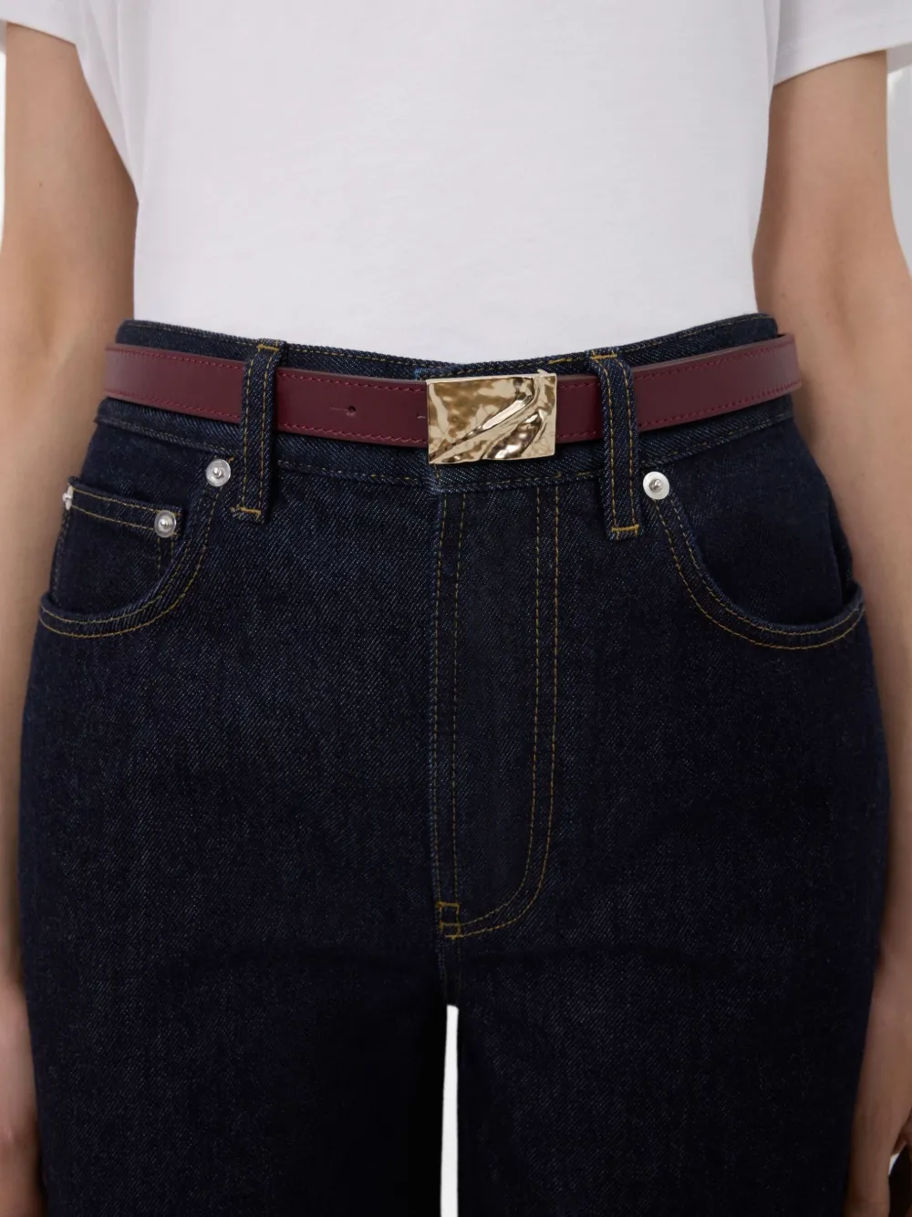 Loulou De Saison Minar Buckled Belt In Burgundy