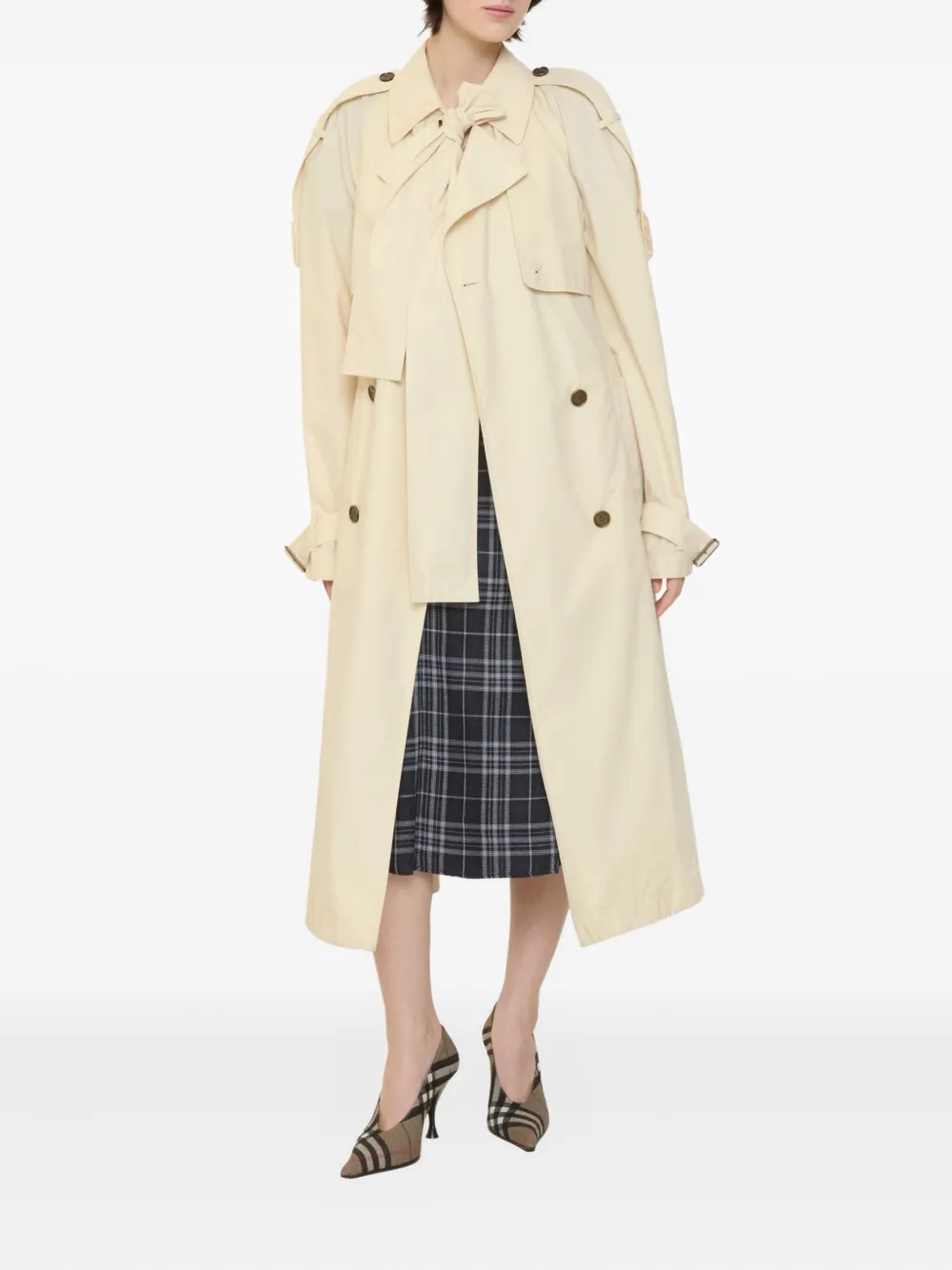 Burberry Trerose Storm-shield Buckled Trench Coat In Neutral