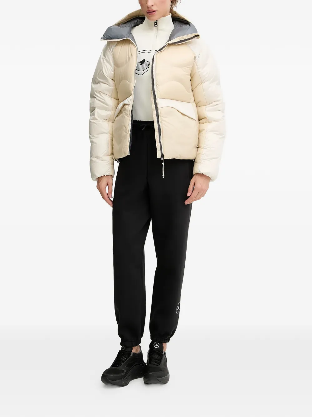  Peak Performance Helium Quilted Hooded Jacket - Neutrals 