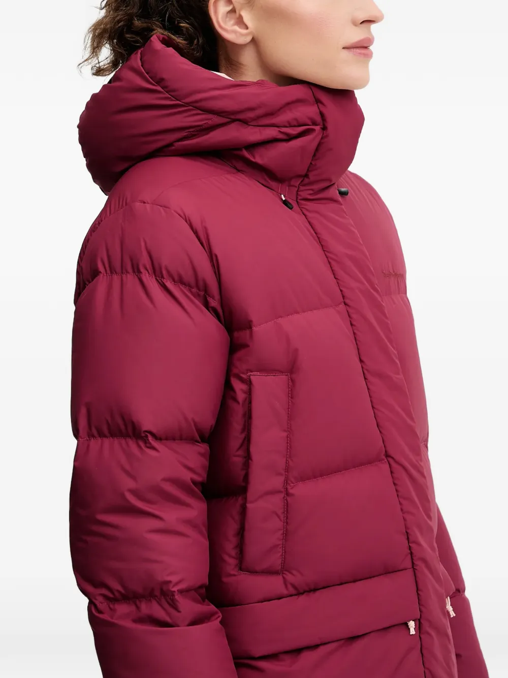 Peak Performance Gewatteerd jack met capuchon Rood