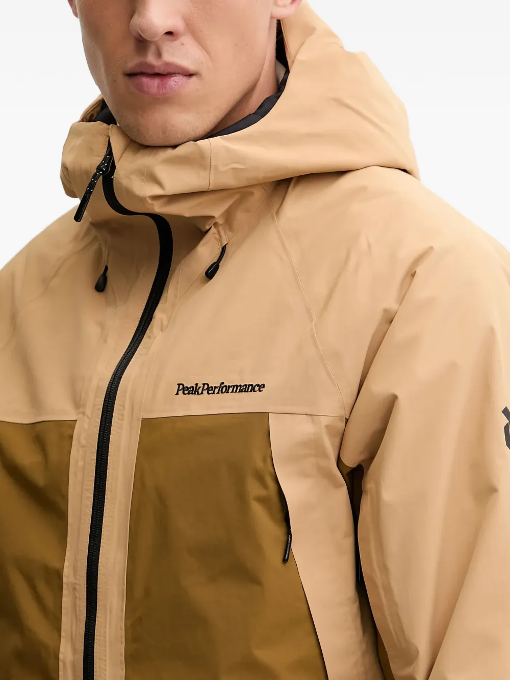 Peak Performance Edge HIPE skikleding met capuchon Beige