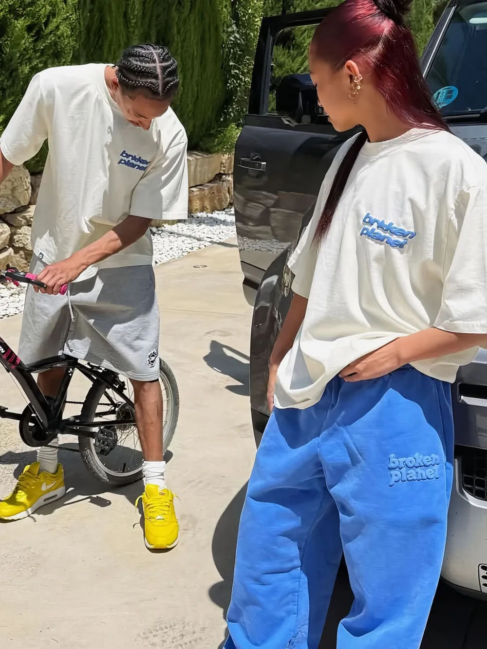 Broken Planet Logo T-shirt In Neutral