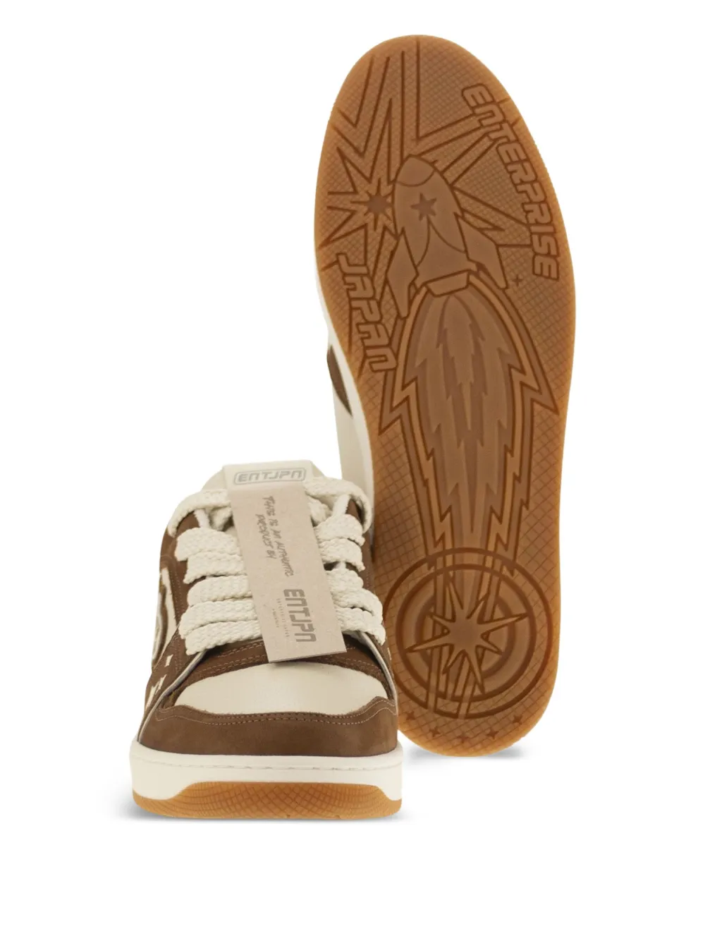Enterprise Japan Sneakers met logopatch Bruin