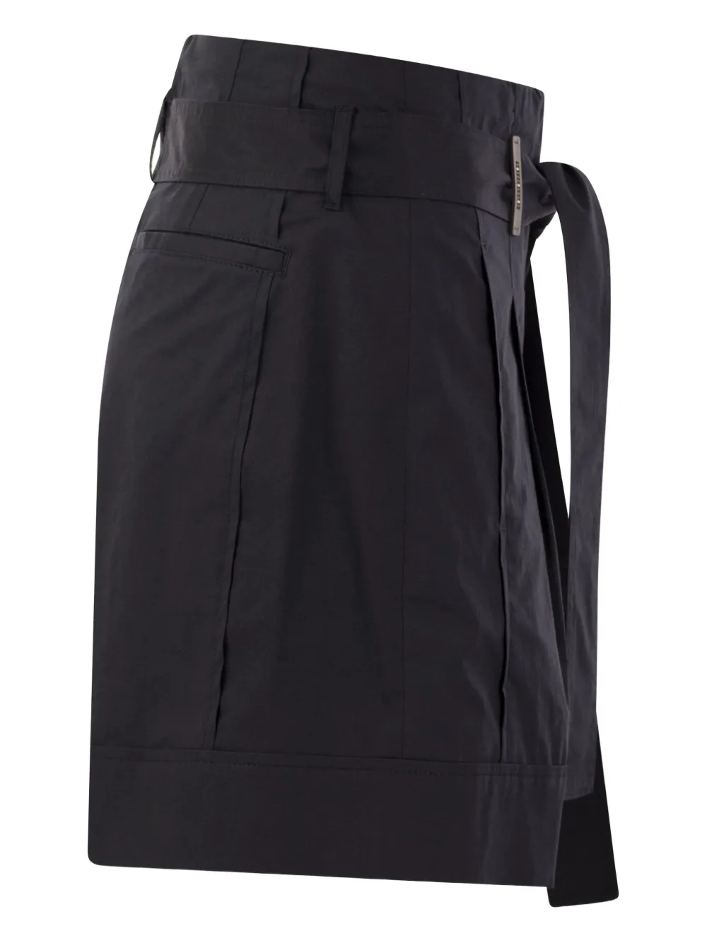 Pleats Belt Shorts