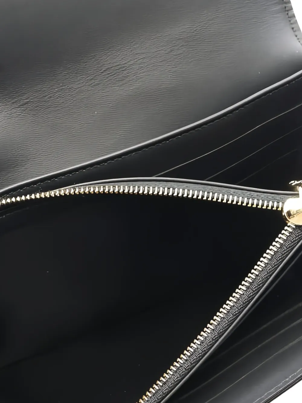 Pre-owned Louis Vuitton 2010s Louise Vernis Bi-fold Wallet In Black