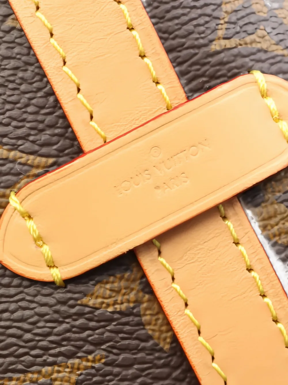 LOUIS VUITTON Pre-owned 2010s Carryall Mm Monogram Canvas Shoulder Bag In Brown