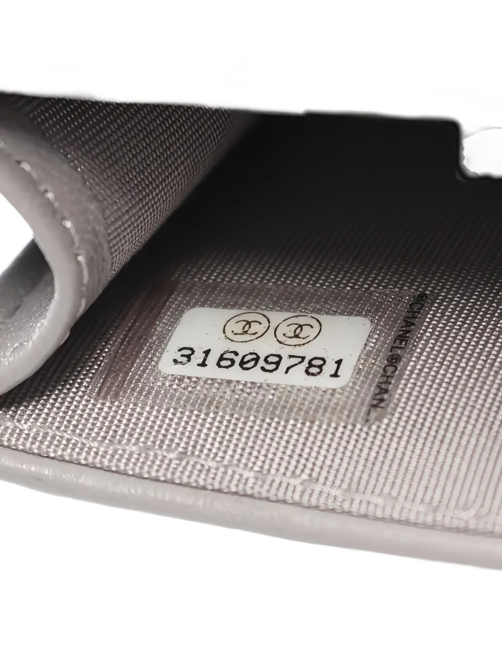 CHANEL Pre-owned 2021-2022 19 Phone-holder Shoulder Bag In Gray