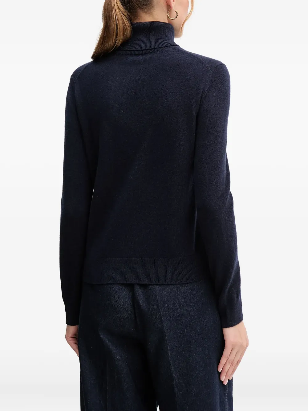 高领毛衣