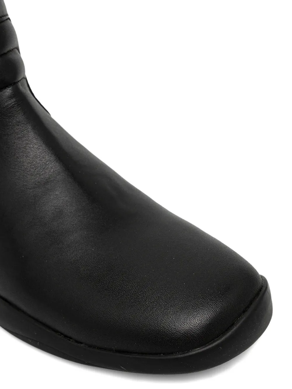 Vagabond Sky Boots In Black