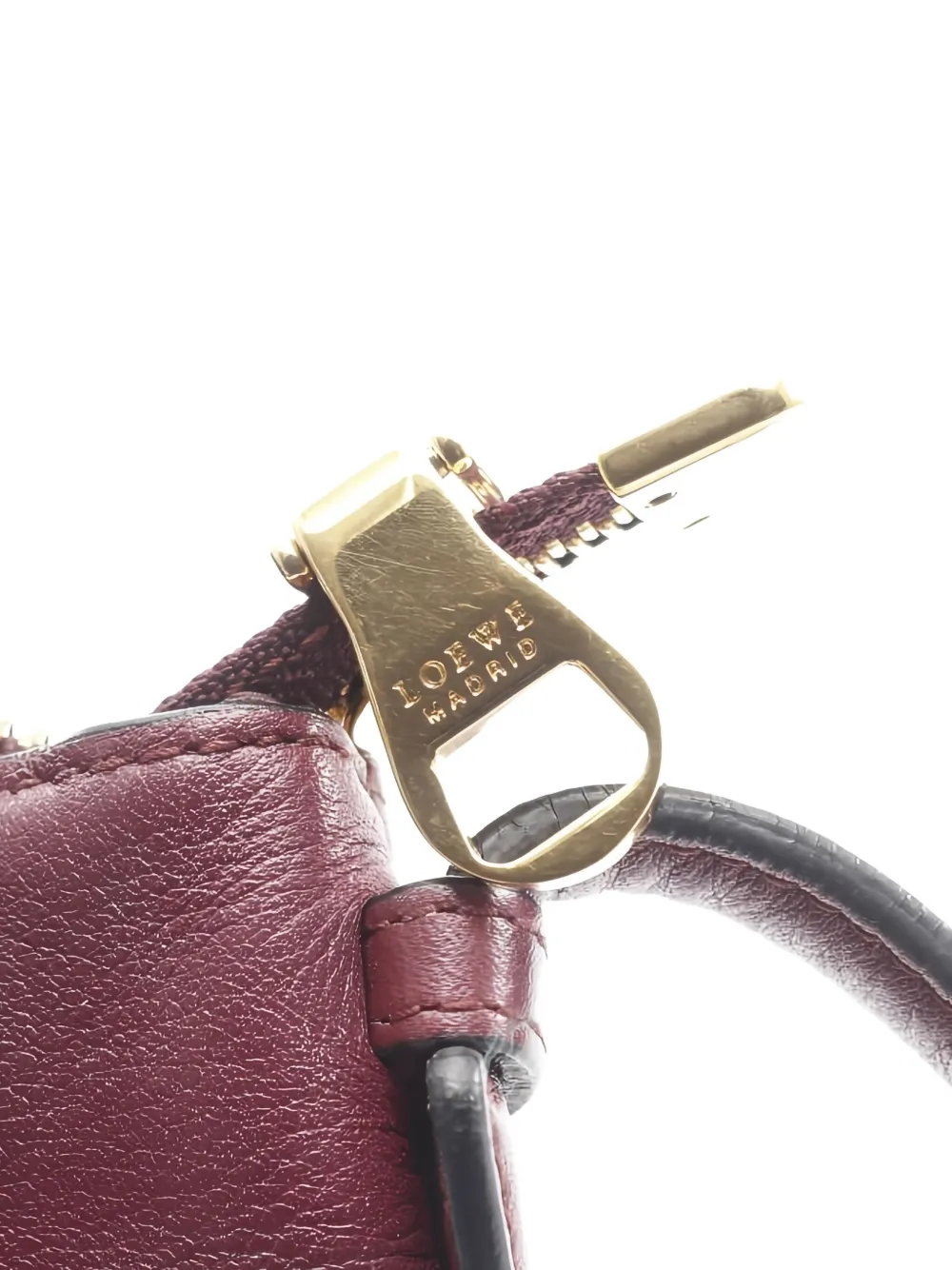 Pre-owned Loewe 2000s Heritage Leather Shoulder Bag In Red