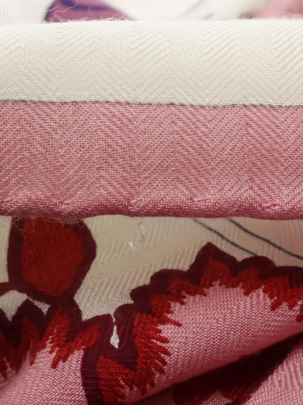 Pre-owned Hermes 2010s Cavalcadour Fleuri Scarf In Neutral